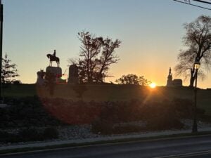 Gettysburg sunrise looking at the monument